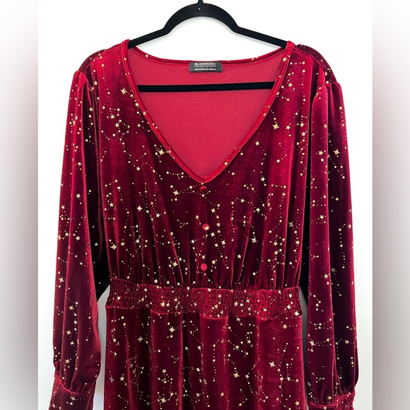 BloomChic Velvet Midi Dress w/ Gold Star Print – Raspberry Red (Size 18) - Picture 3 of 5